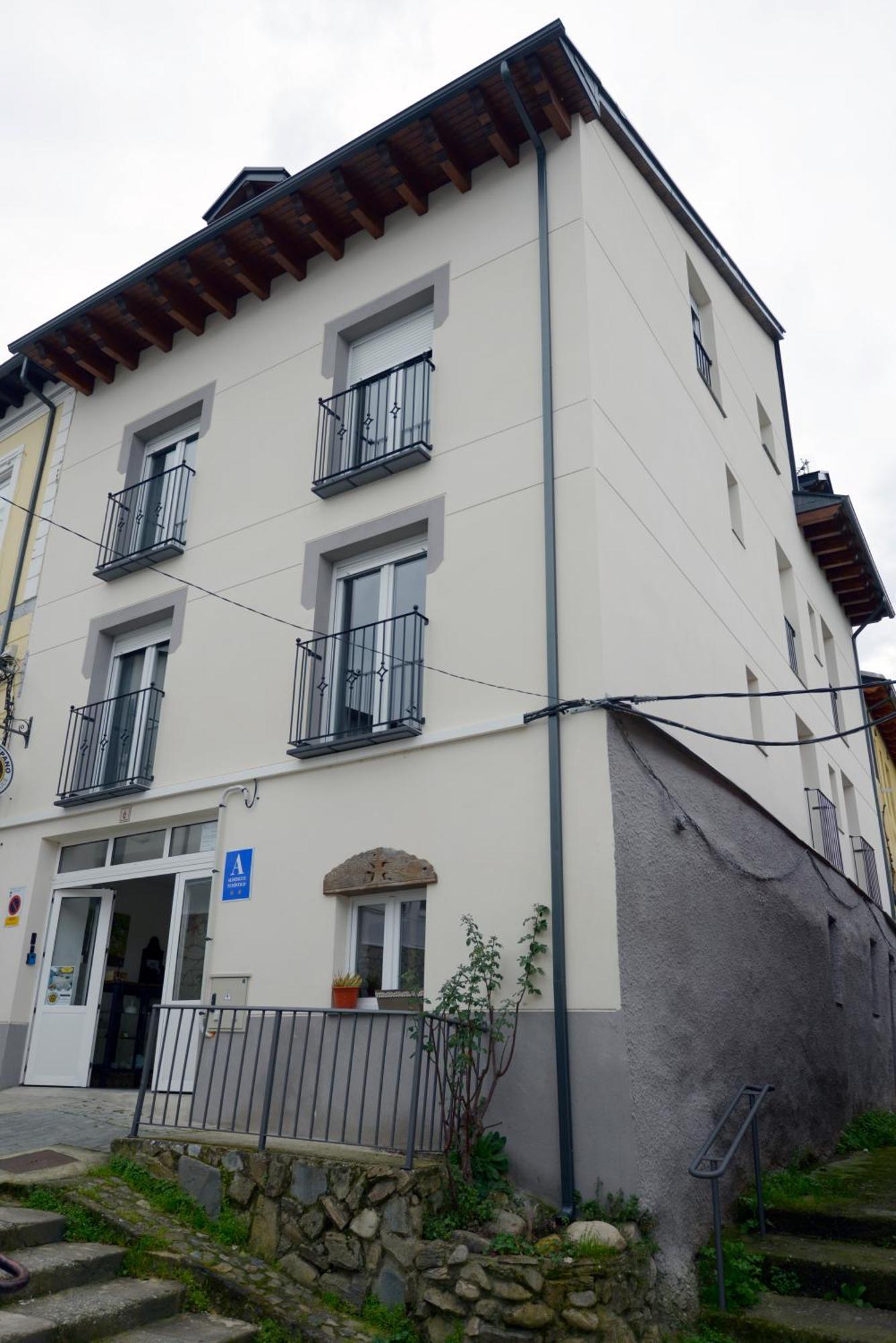 Hostel El Campano Villafranca Del Bierzo Dış mekan fotoğraf